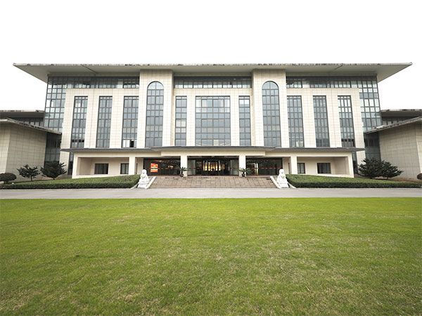 東華能源股份有限公司